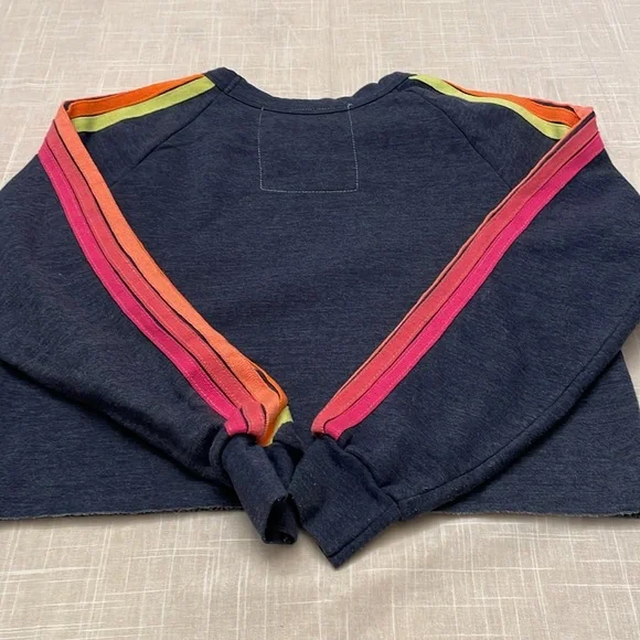 New Aviator Nation Navy Cropped Sweatshirt Size M - Picture 4 of 4